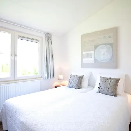 Holiday Droompark Spaarnwoude.4 펜션 하프웨그